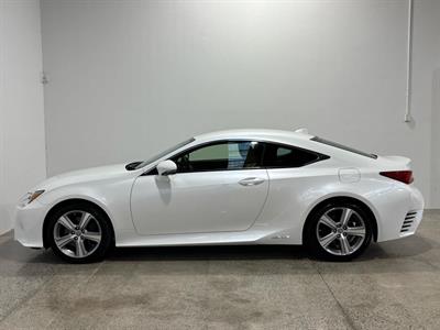 2015 Lexus RC300h - Thumbnail