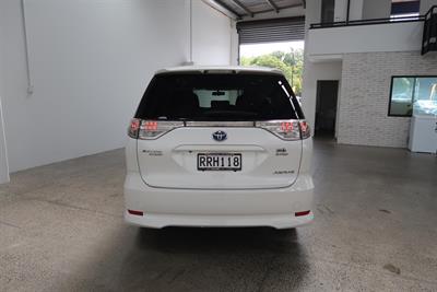 2013 Toyota Estima - Thumbnail