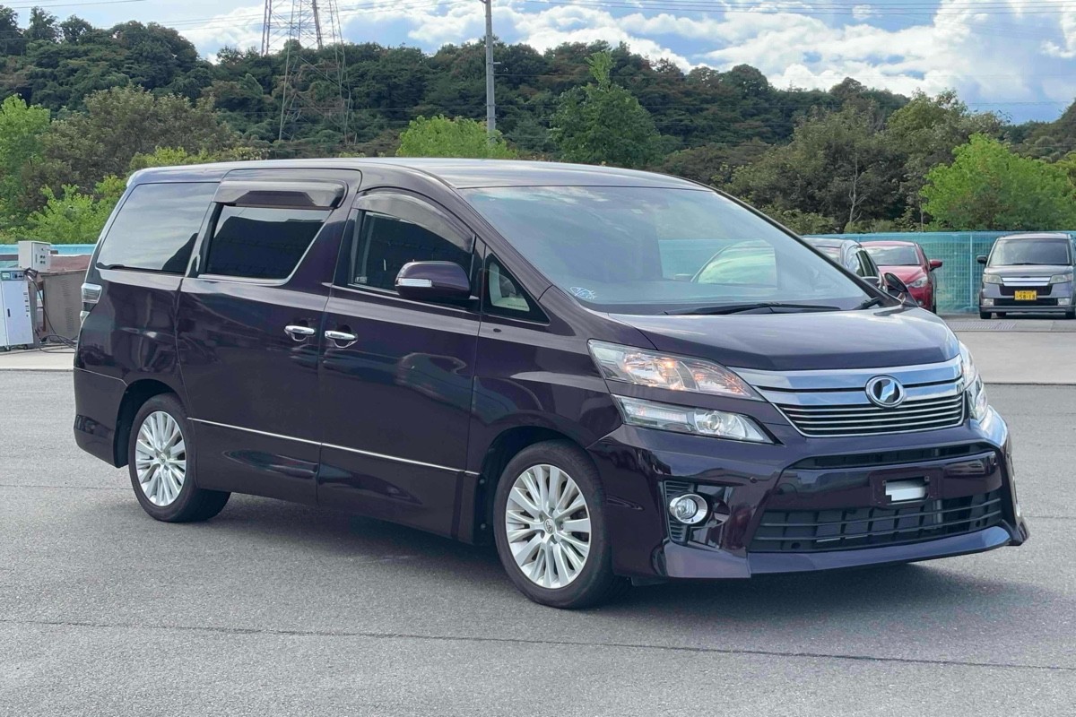 2012 Toyota Vellfire