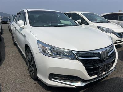 2013 Honda Accord Hybrid - Thumbnail