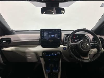 2020 Toyota Yaris - Thumbnail