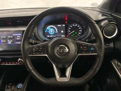 2020 Nissan Kicks - Thumbnail
