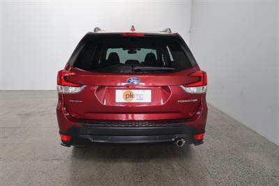 2018 Subaru Forester - Thumbnail