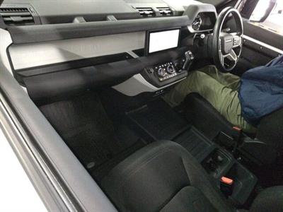 2020 Land Rover Defender - Thumbnail