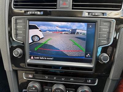 2014 Volkswagen Golf - Thumbnail