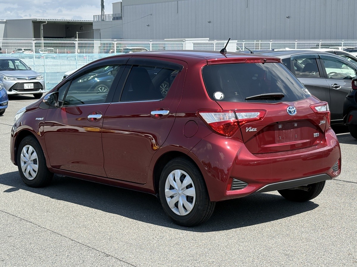 2018 Toyota Vitz