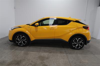 2016 Toyota C-hr - Thumbnail