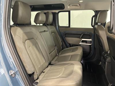 2020 Land Rover Defender - Thumbnail