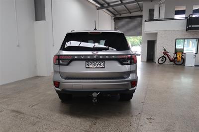 2023 Ford Everest - Thumbnail