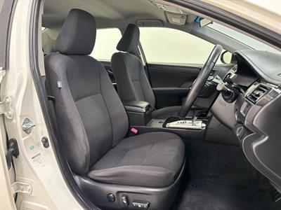 2012 Toyota Camry - Thumbnail