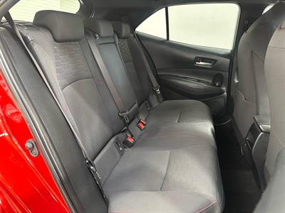 2018 Toyota Corolla - Thumbnail