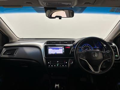 2015 Honda Grace - Thumbnail
