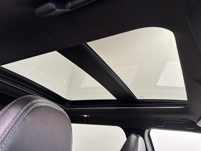 2024 Mitsubishi Outlander - Thumbnail