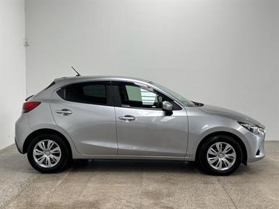 2016 Mazda Demio - Thumbnail
