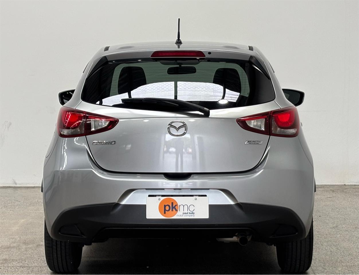 2016 Mazda Demio