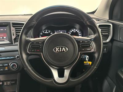 2017 Kia Sportage - Thumbnail
