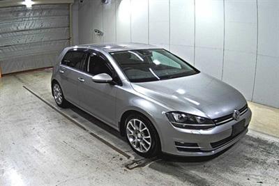 2013 Volkswagen Golf - Thumbnail