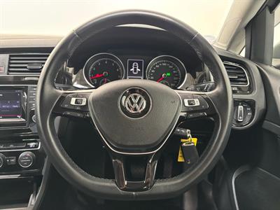 2013 Volkswagen Golf - Thumbnail