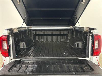 2024 Volkswagen Amarok - Thumbnail