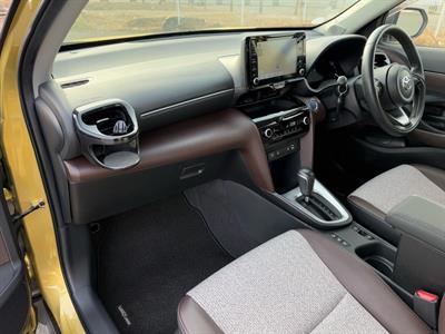 2020 Toyota YARIS CROSS - Thumbnail