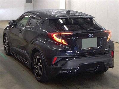 2018 Toyota C-HR - Thumbnail