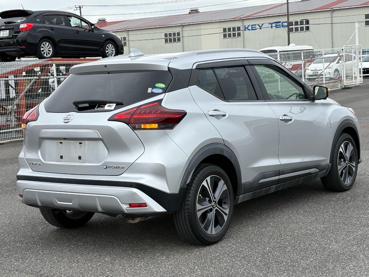2020 Nissan Kicks