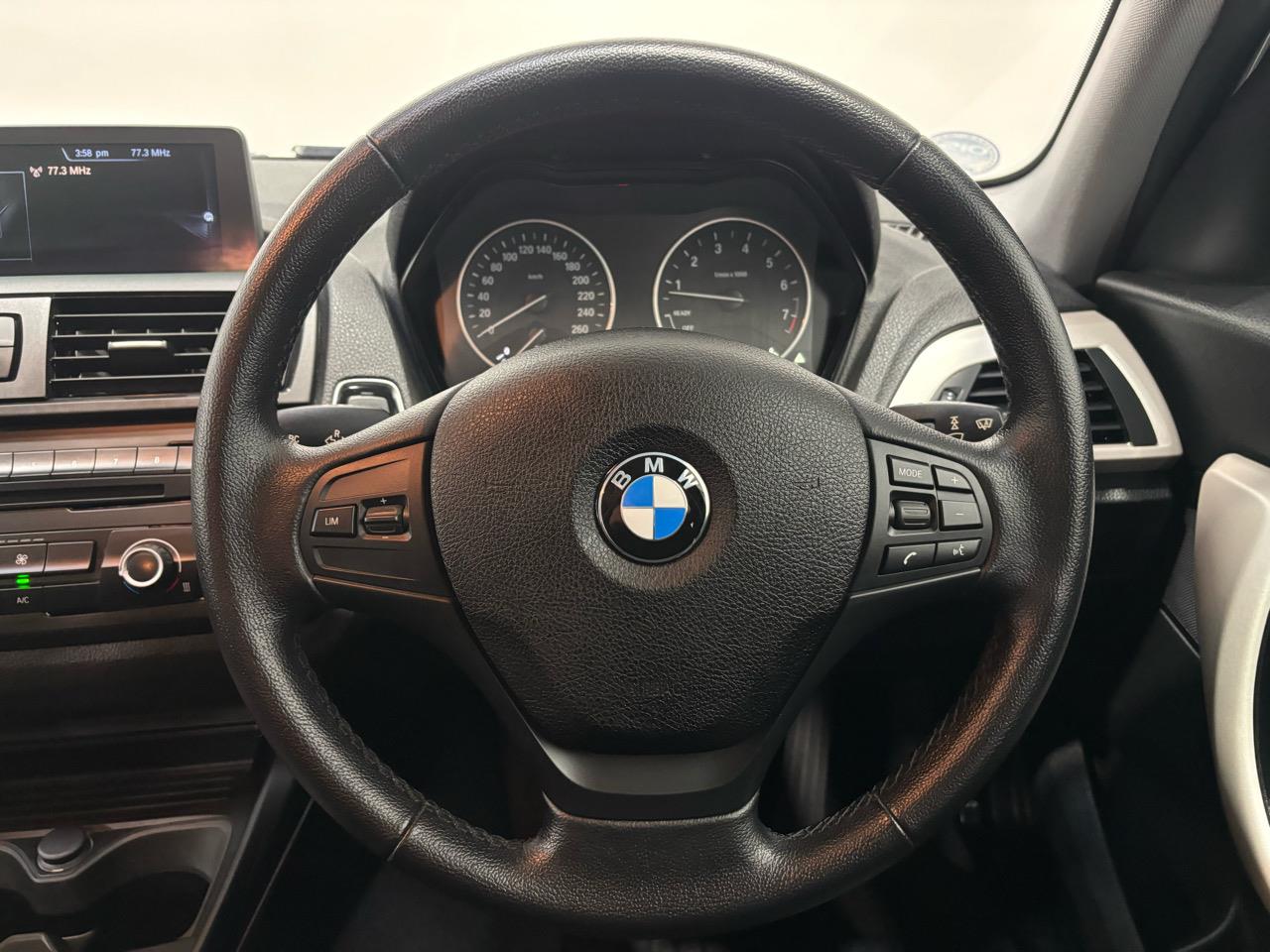 2015 BMW 116i