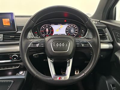 2020 Audi Q5 - Thumbnail