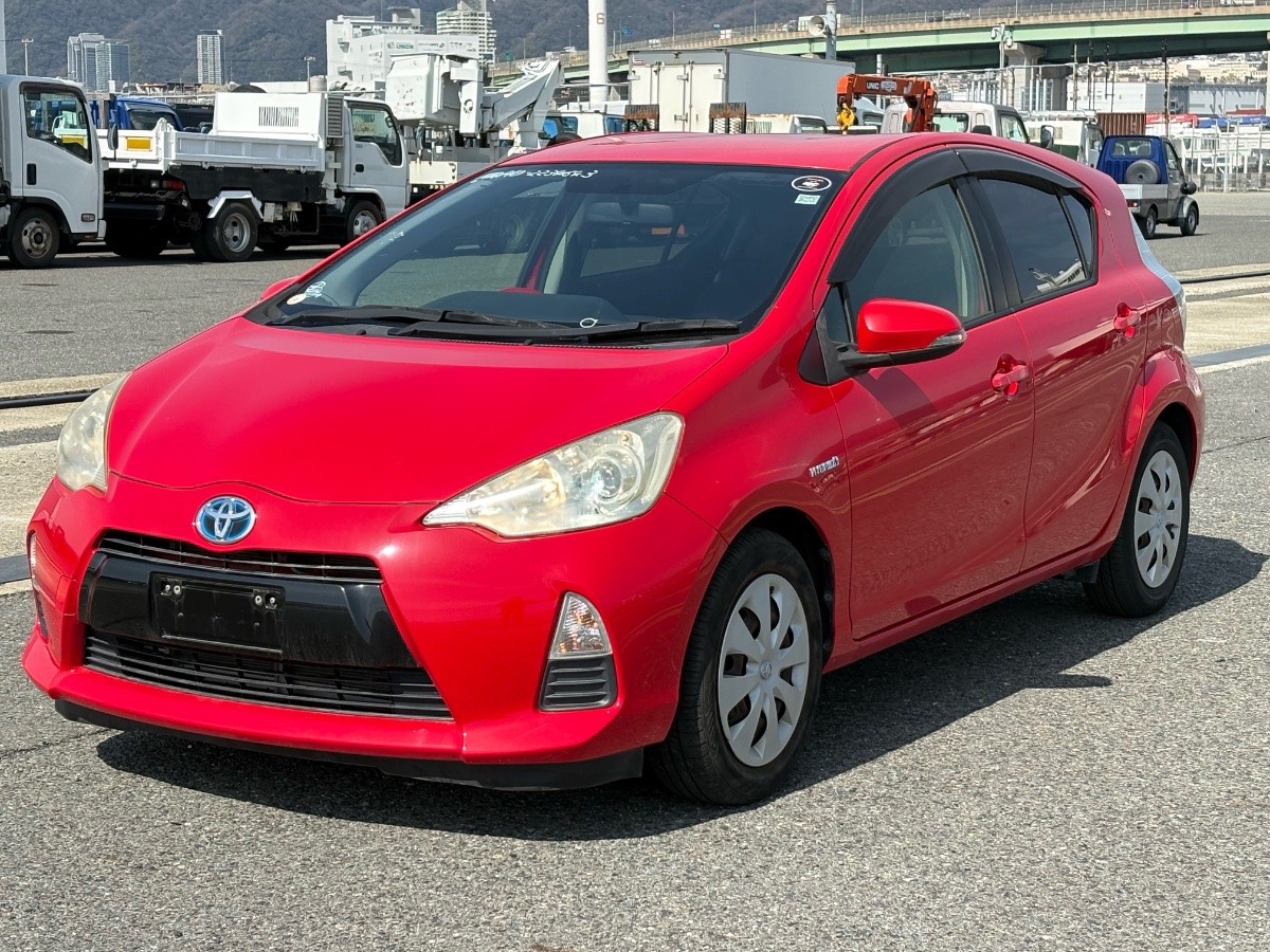 2013 Toyota Aqua
