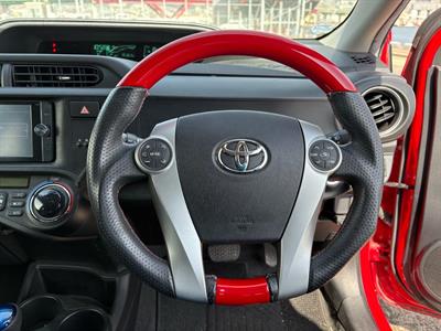 2013 Toyota Aqua - Thumbnail