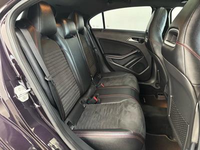 2016 Mercedes-Benz A180 - Thumbnail