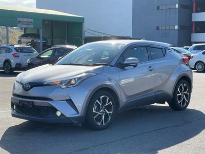 2017 Toyota C-HR - Thumbnail
