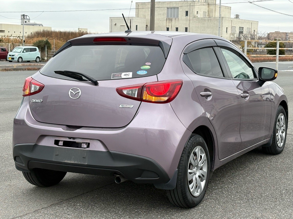 2015 Mazda Demio