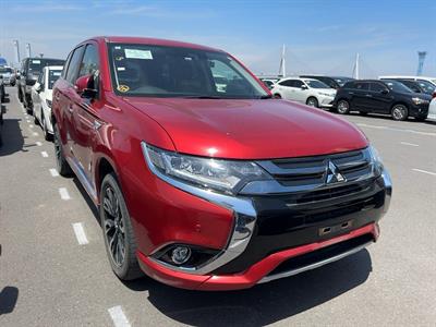 2018 Mitsubishi Outlander - Thumbnail