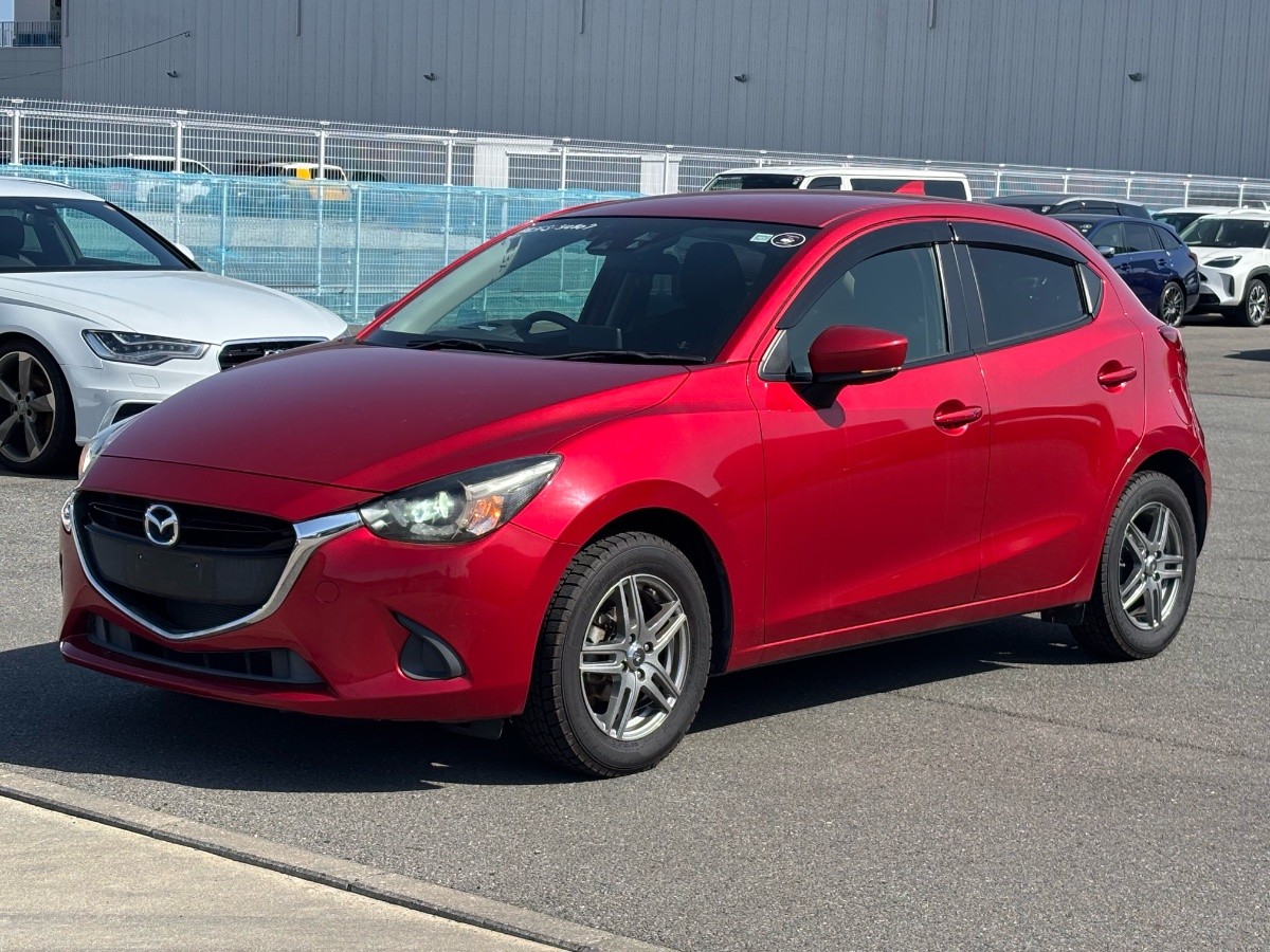2017 Mazda Demio