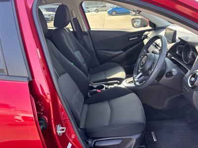 2017 Mazda Demio - Thumbnail