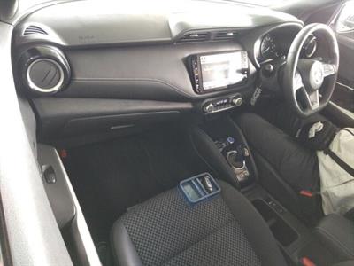 2021 Nissan Kicks - Thumbnail