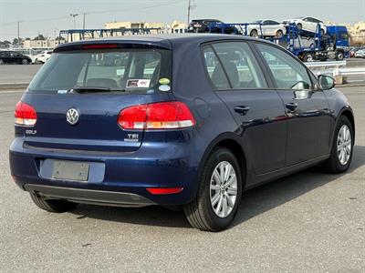 2013 Volkswagen Golf - Thumbnail