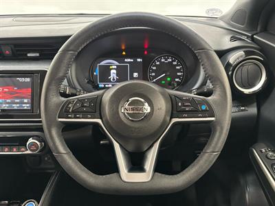 2020 Nissan Kicks - Thumbnail