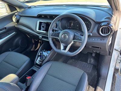 2020 Nissan Kicks - Thumbnail