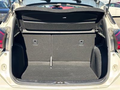 2020 Nissan Kicks - Thumbnail