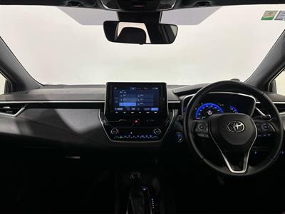 2018 Toyota Corolla - Thumbnail