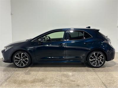 2018 Toyota Corolla - Thumbnail