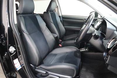2014 Toyota Corolla - Thumbnail