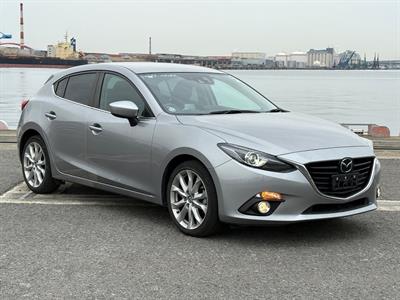 2014 Mazda Axela