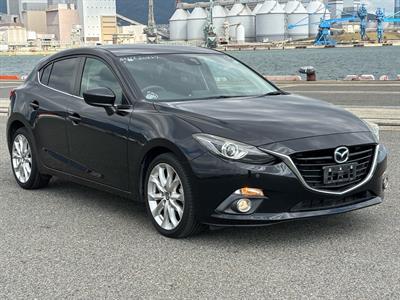 2015 Mazda Axela