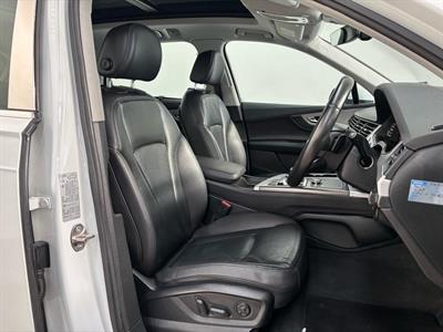 2016 Audi Q7 - Thumbnail