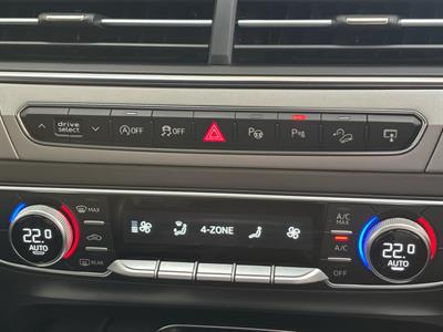 2016 Audi Q7 - Thumbnail