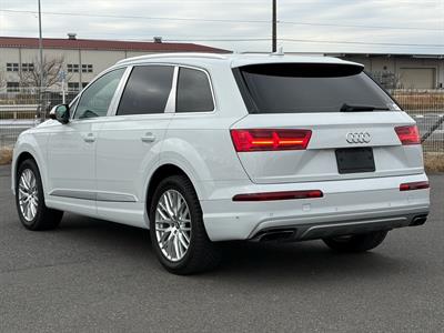 2016 Audi Q7 - Thumbnail
