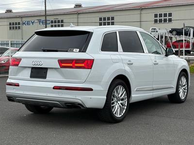 2016 Audi Q7 - Thumbnail